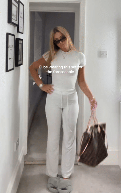 Everyday Comfort Lounge Set Essential