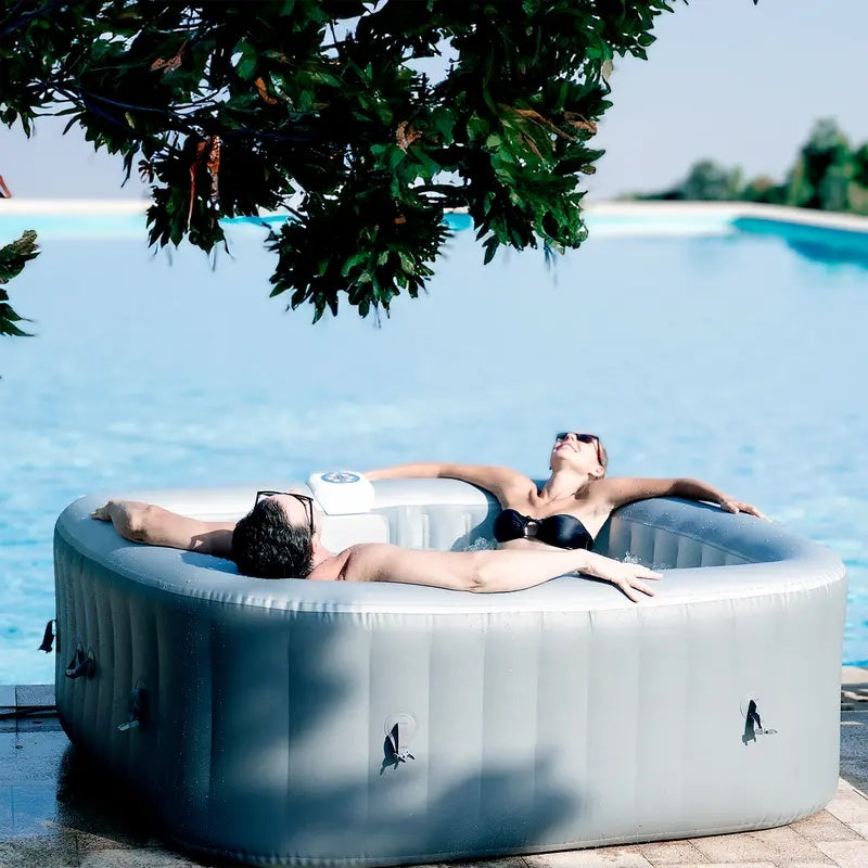 Backyard Relax Spa Tub